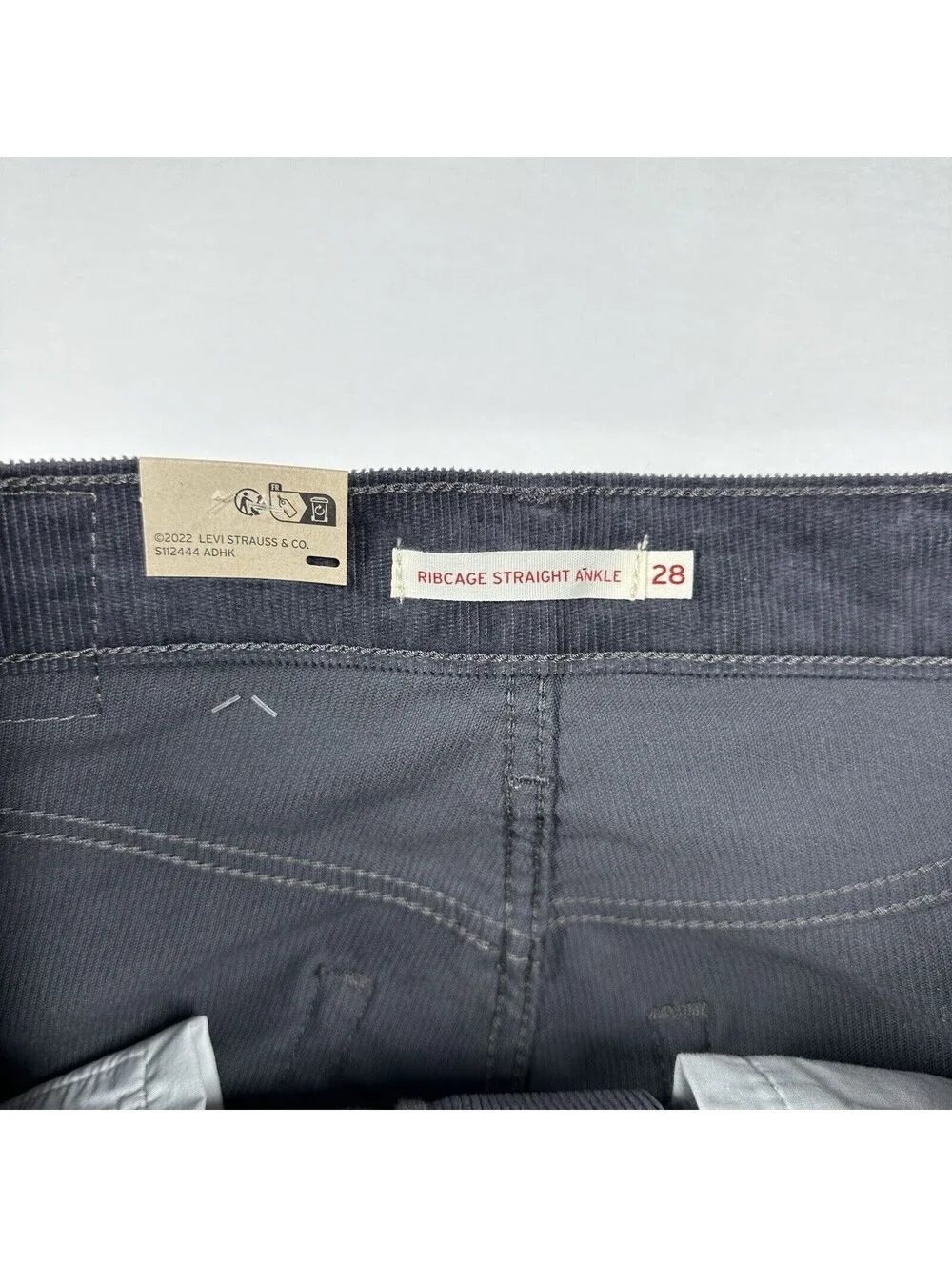 Levi's Ribcage Straight Ankle Corduroy Pants Grey Women's 28x27, NEW WITH TAGS